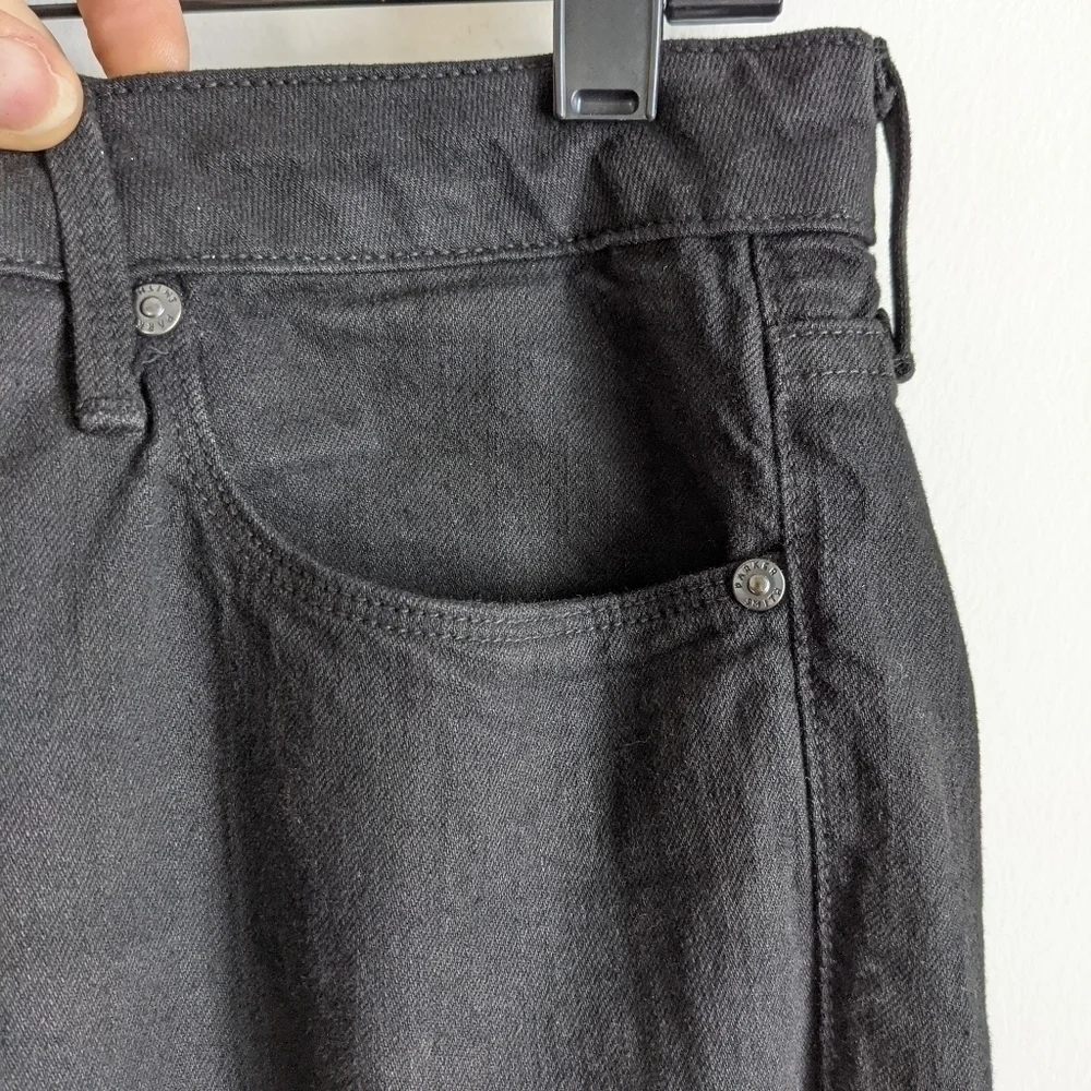 Parker Smith Bombshell Fit Cropped Slit Hem Black Jean 29 Straight Leg Capri